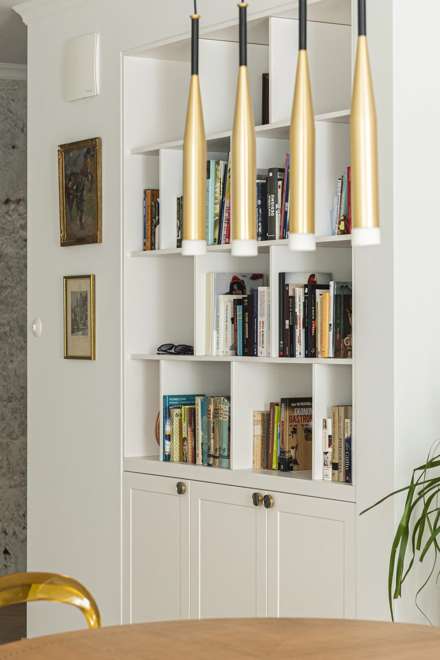 MEBLE-QCHTA-APARTAMENT-GDYNIA-3-REGAL-2
